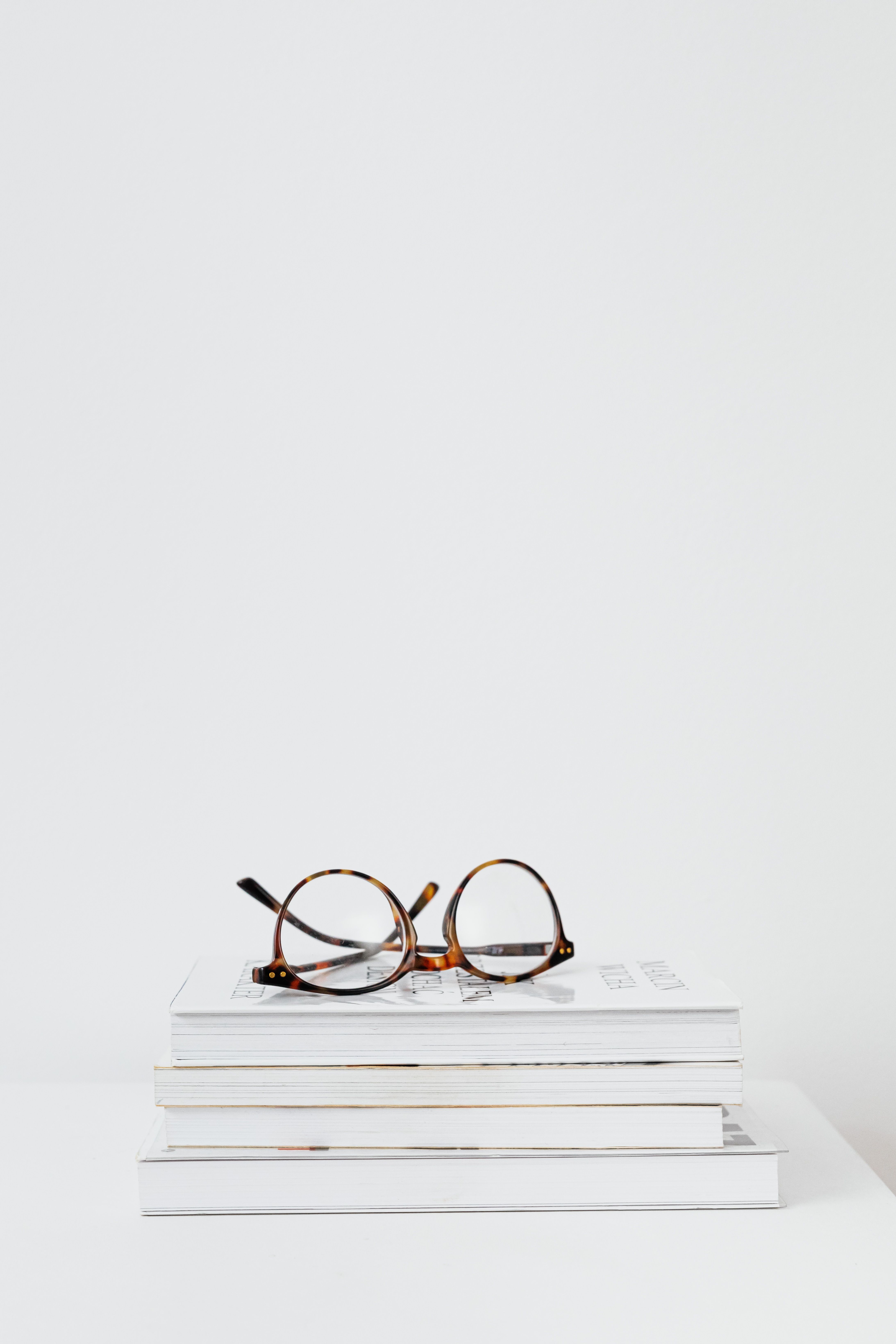 Eyewear frame style 5